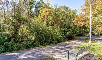 21946 WINDOVER Dr, Broadlands, VA 20148