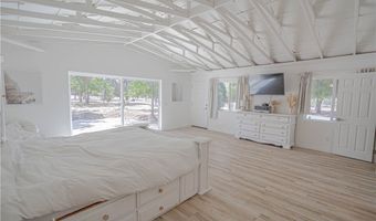 35356 Sierra Vista Dr, Agua Dulce, CA 91390