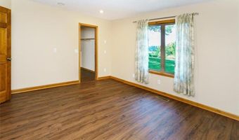 956 160th Ln NE, Ham Lake, MN 55304