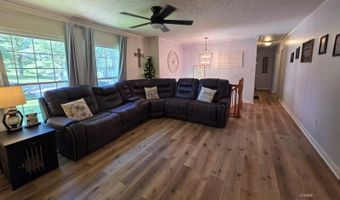 19 Park Lane Dr, Athens, OH 45701