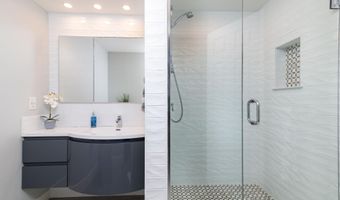 22 Harbor Hill Dr 22, Bourne, MA 02532