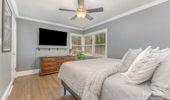 4121 Sheridan Dr, Charlotte, NC 28205