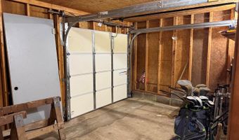 841 Country Club Dr, Akron, IA 51001