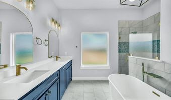 140 Rolling Hills Blvd, Alvord, TX 76225