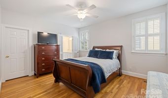 2306 Club Rd, Charlotte, NC 28205