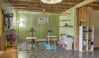 132 Poocham Rd, Chesterfield, NH 03466
