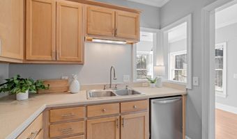 415 Joshua Ct, Beaufort, SC 29902