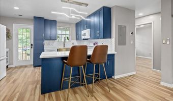 2833 S WAKEFIELD St C, Arlington, VA 22206