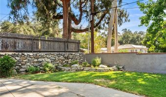 1956 N Roosevelt, Altadena, CA 91001