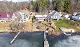692 Lake 16 Dr, Allegan, MI 49010
