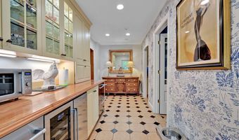 6907 BRADLEY Blvd, Bethesda, MD 20817