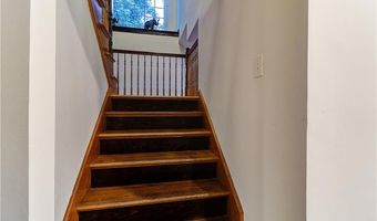 231 Shady Valley Rd, Coventry, RI 02816