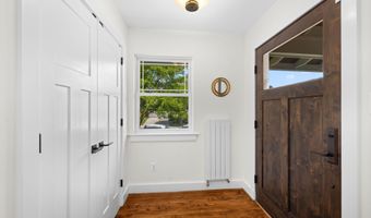 6022 26TH St N, Arlington, VA 22207