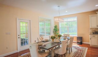 7313 BYRNELEY Ln, Annandale, VA 22003