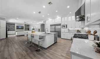 29 Soaring Bird Ct, Las Vegas, NV 89135