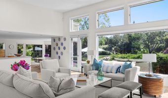 24 Sarahs Path, Amagansett, NY 11930