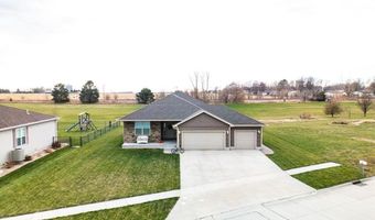 2040 Greenway Dr, Aurora, NE 68818