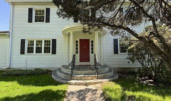 4 Noonan Ln, Albany, NY 12209