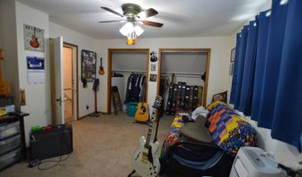 818 SE 7th Ave, Aberdeen, SD 57401