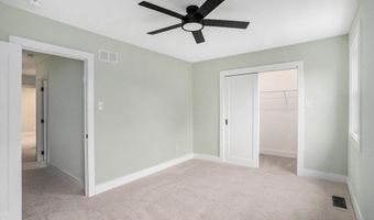 9038 LYKENS Ln, Philadelphia, PA 19128