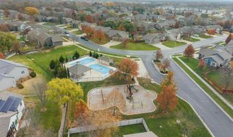 220 S Onewood Dr, Andover, KS 67002