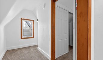 38 W 43RD St, Bayonne, NJ 07002