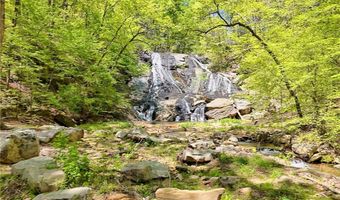 1103 Apple Pie Ridge Rd, Alto, GA 30510
