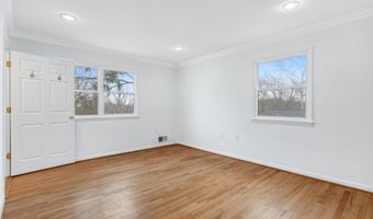 6408 MARYVIEW St, Alexandria, VA 22310