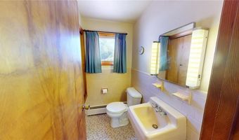 14 Temple Pl, Central Falls, RI 02863