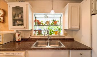 99005 W FREEMAN Ln, Brookings, OR 97415