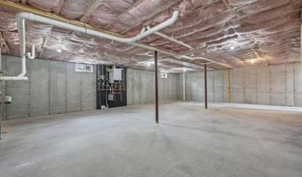 53 Woodbrey Ln, Standish, ME 04084