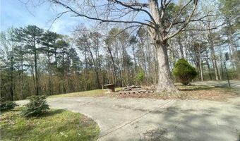 5098 Gwendolyn Ct NW, Acworth, GA 30101
