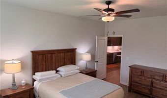 613 SHROPSHIRE Dr, Auburn, AL 36832