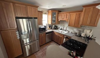 310 7TH St, Atlantic Beach, FL 32233