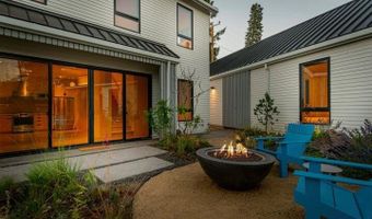 15 NW St Helens Pl # 1 & #2, Bend, OR 97703