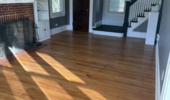 51 Reed St, Agawam, MA 01001