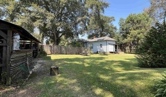 135 S Canoe Rd, Atmore, AL 36502
