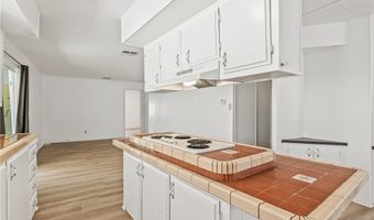 902 Terrace Dr, Bullhead City, AZ 86442
