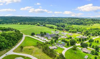 144 Riverview Dr, Anderson, MO 64831