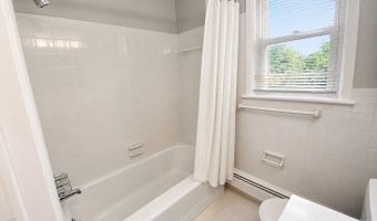 2512 N KENILWORTH St, Arlington, VA 22207