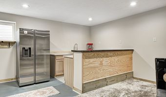 749 Bracknell Dr, Avon, IN 46123