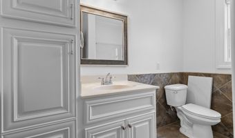 1016 Beach Blvd, Biloxi, MS 39530