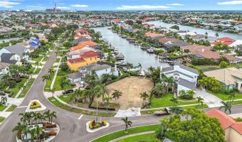 6005 ADAGIO Ln, Apollo Beach, FL 33572