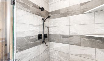 33 Leachman Ln, Bozeman, MT 59718