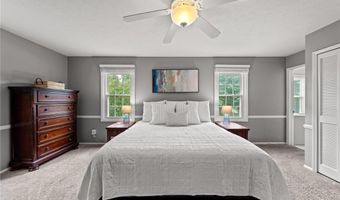 390 Willard Rd, Aurora, OH 44202
