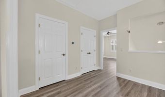 123 Aberdeen Pond Dr, Apollo Beach, FL 33572