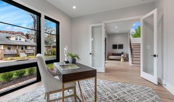 809 N KENMORE St, Arlington, VA 22201