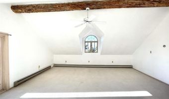 34 Varos, Arroyo Hondo, NM 87513