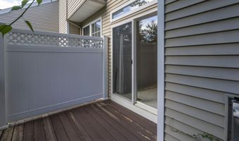 16 Edward Cir, Bedford, NH 03110
