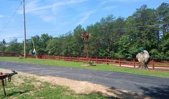 14 Manor Dr, Beattyville, KY 41311
